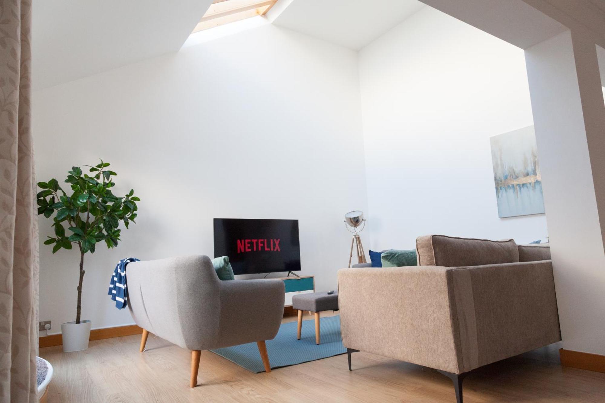 Weekly & Monthly Stays In Penthouse For Contractors Or Leisure Single Or Superking Beds Available Birkenhead Esterno foto